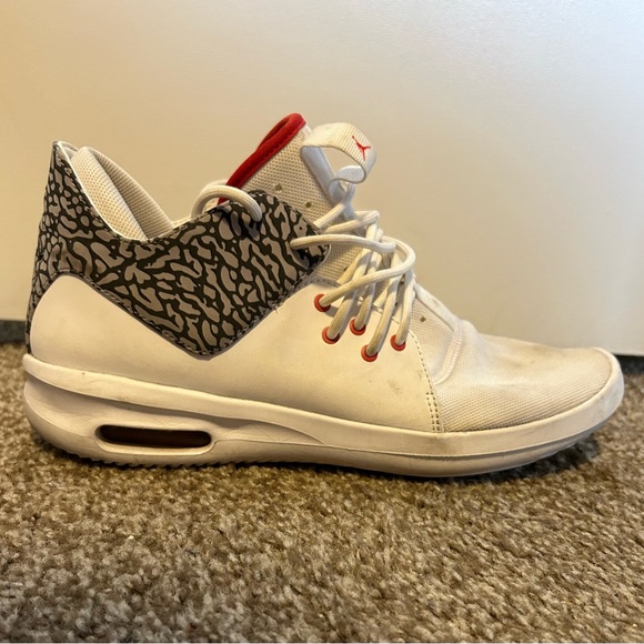 Nike Air Jordan 2017 - Picture 2 of 4